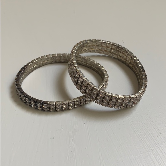 *FREE W/ PURCHASE* silver bracelets - Picture 1 of 1